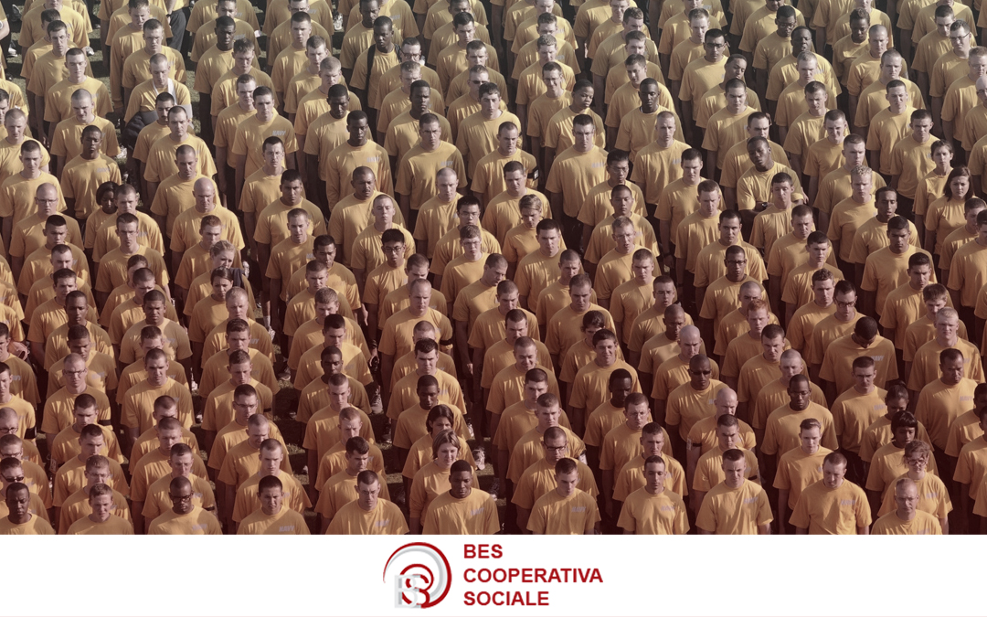 Combattere la discriminazione con la consapevolezza