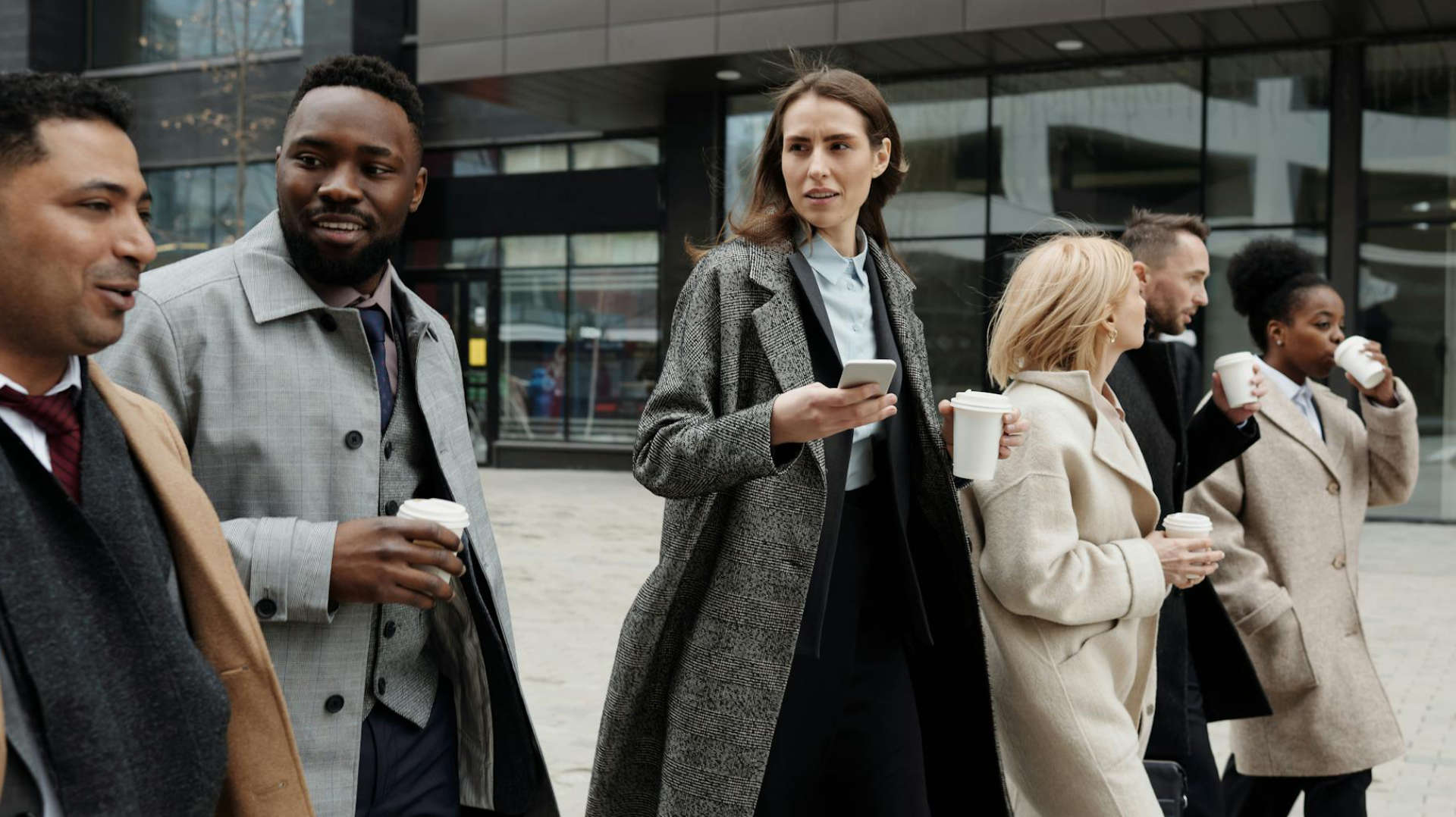 Donne al Lavoro in Italia: tra conquiste silenziose e disparità persistenti